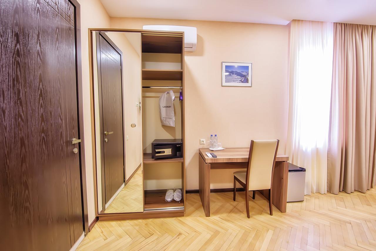 טביליסי Green Corner Hotel מראה חיצוני תמונה
