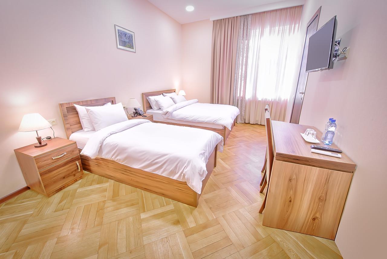 טביליסי Green Corner Hotel מראה חיצוני תמונה