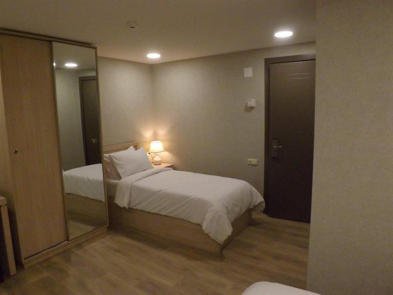 טביליסי Green Corner Hotel מראה חיצוני תמונה